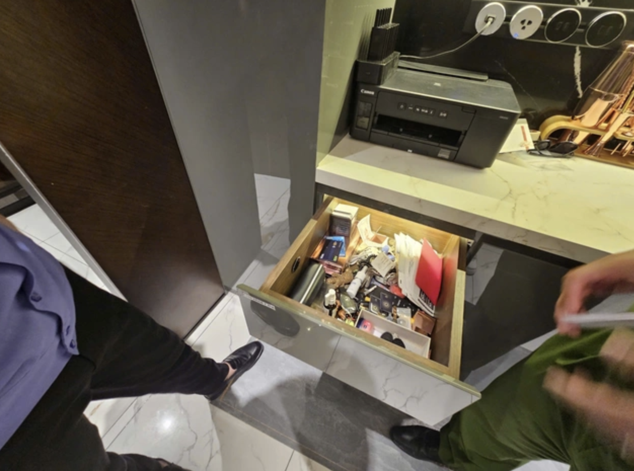 Ngân 98, Lương Bằng Quang và phi vụ đưa 8 tỉ đồng 