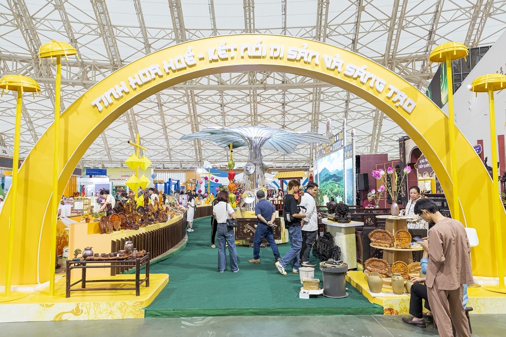 Hội chợ Mùa thu 2025 tại VEC: Hành trình 34 tỉnh, thành kể chuyện qua sản vật vùng miền - 3