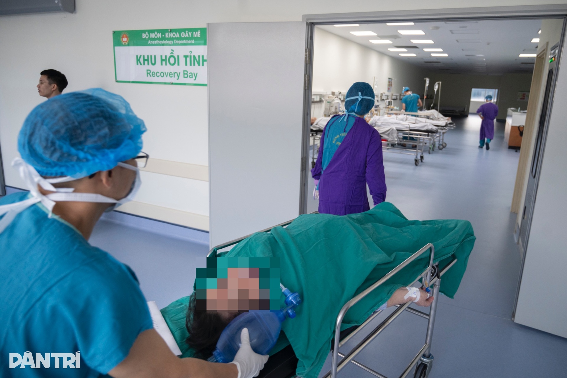 Xem bác sĩ thâm nhập dạ dày truy vết ung thư - 14