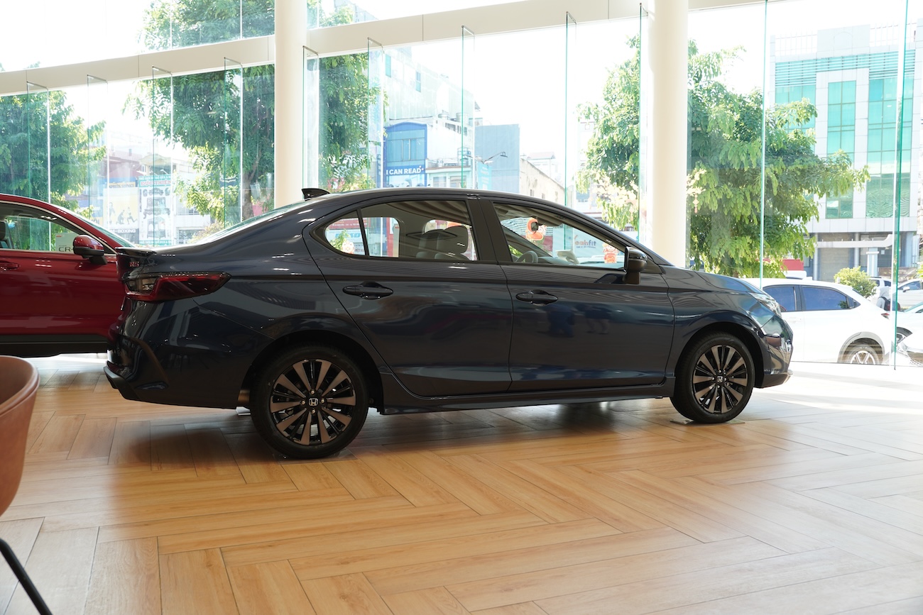 Nuôi ô tô có tốn kém như mọi người truyền tai? - Ảnh 2. Nuôi ô tô có tốn kém như mọi người truyền tai? - Ảnh 2.