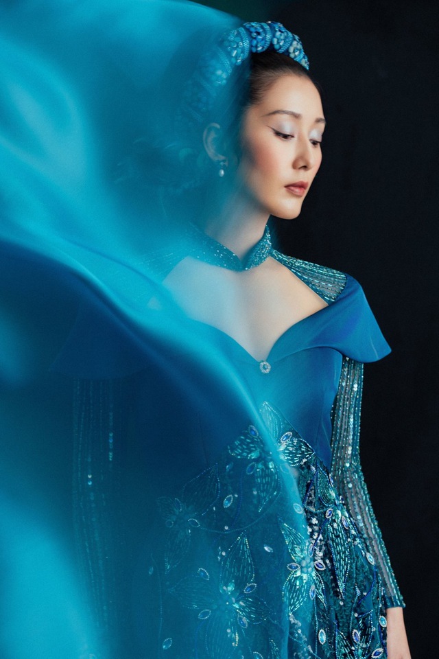 Bản hòa ca của lụa và đá trong thời trang 24 / 7 của Kenny Thái - Ảnh 2.