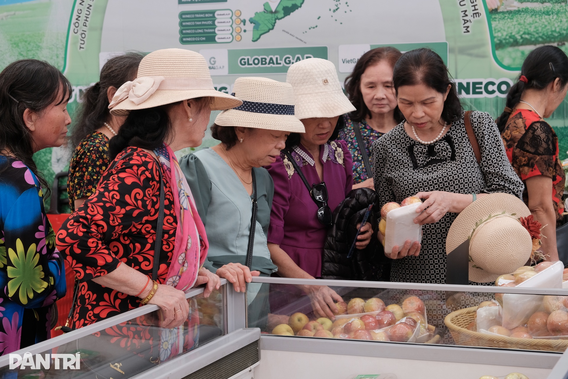 Các doanh nghiệp ông lớn mang gì đến Hội chợ Mùa Thu lần thứ nhất? - 8