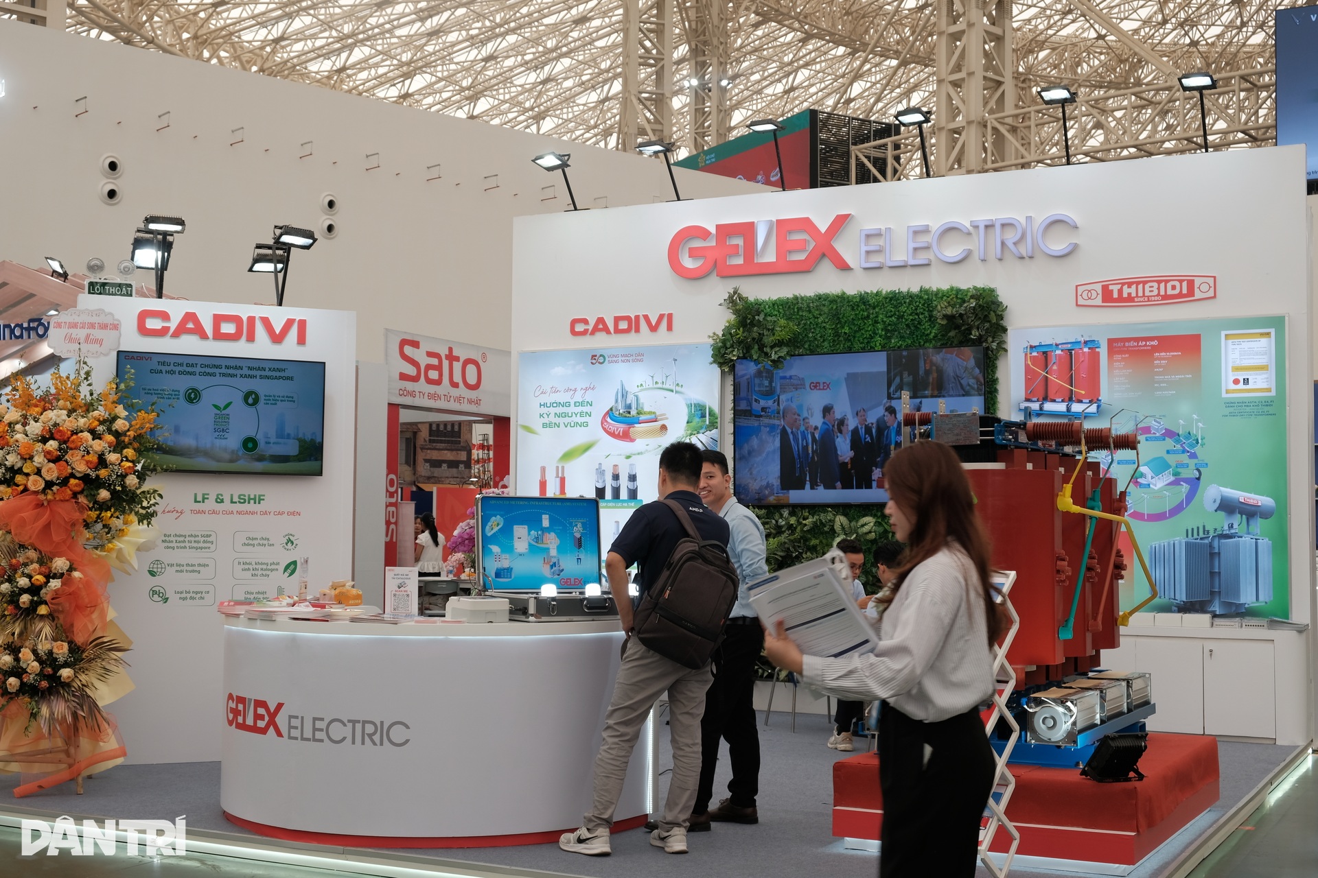 Các doanh nghiệp ông lớn mang gì đến Hội chợ Mùa Thu lần thứ nhất? - 13