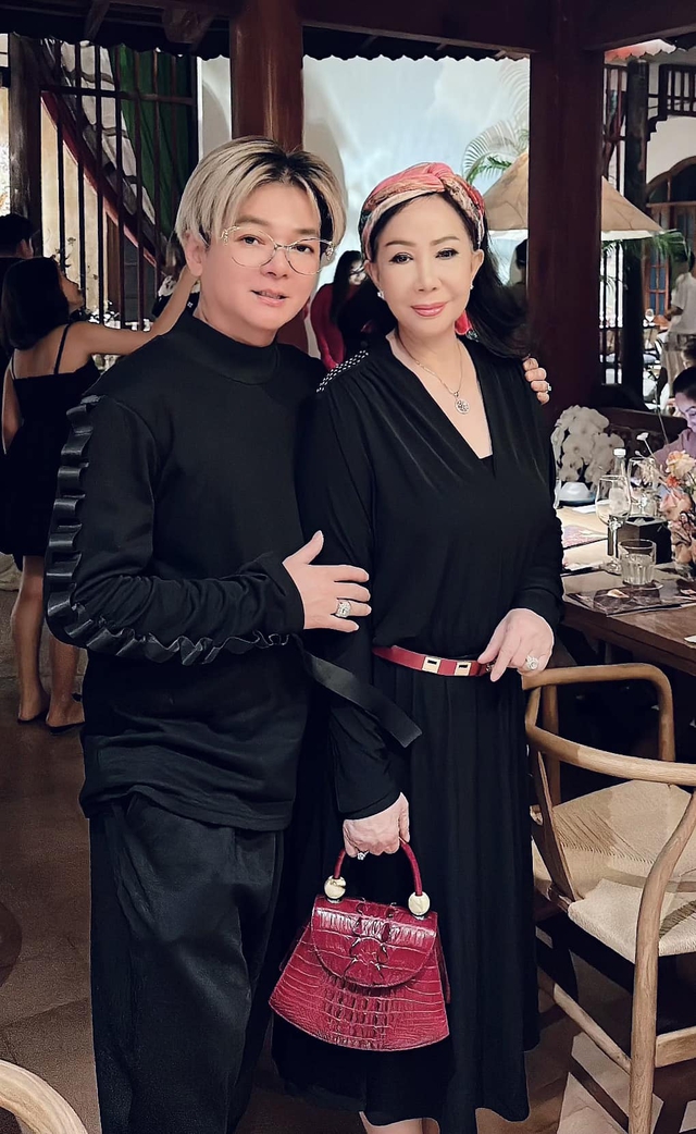 Vũ Hà và vợ hơn 8 tuổi: Luôn hôn nhau trước khi ra khỏi nhà, sống chung hơn 3 thập kỷ chưa có con- Ảnh 5.