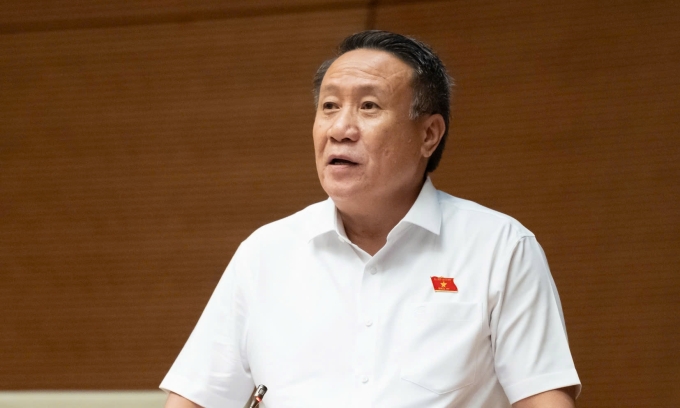 Đại biểu Hà Sỹ Đồng phát biểu tại phiên thảo luận ở Quốc hội chiều 29/10. Ảnh: Media Quốc hội