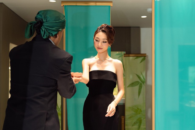 Khả Ngân hóa 'nàng tiên cá' gợi cảm, đọ sắc với Lan Khuê, Quỳnh Châu- Ảnh 5.