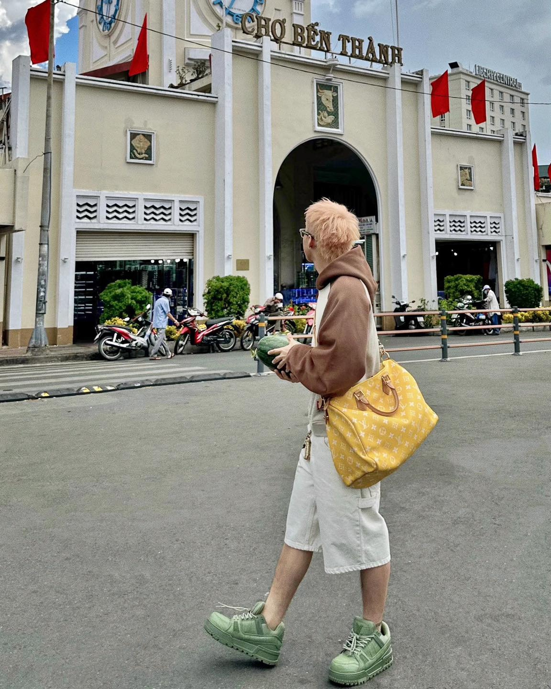 Học theo Sơn Tùng M-TP, check-in các điểm du lịch hot khắp Việt Nam - 11