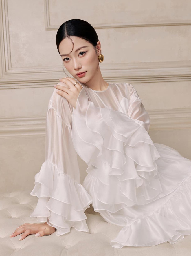 Đầm dự tiệc tối giản nhưng vẫn cuốn hút, trẻ trung- Ảnh 8.