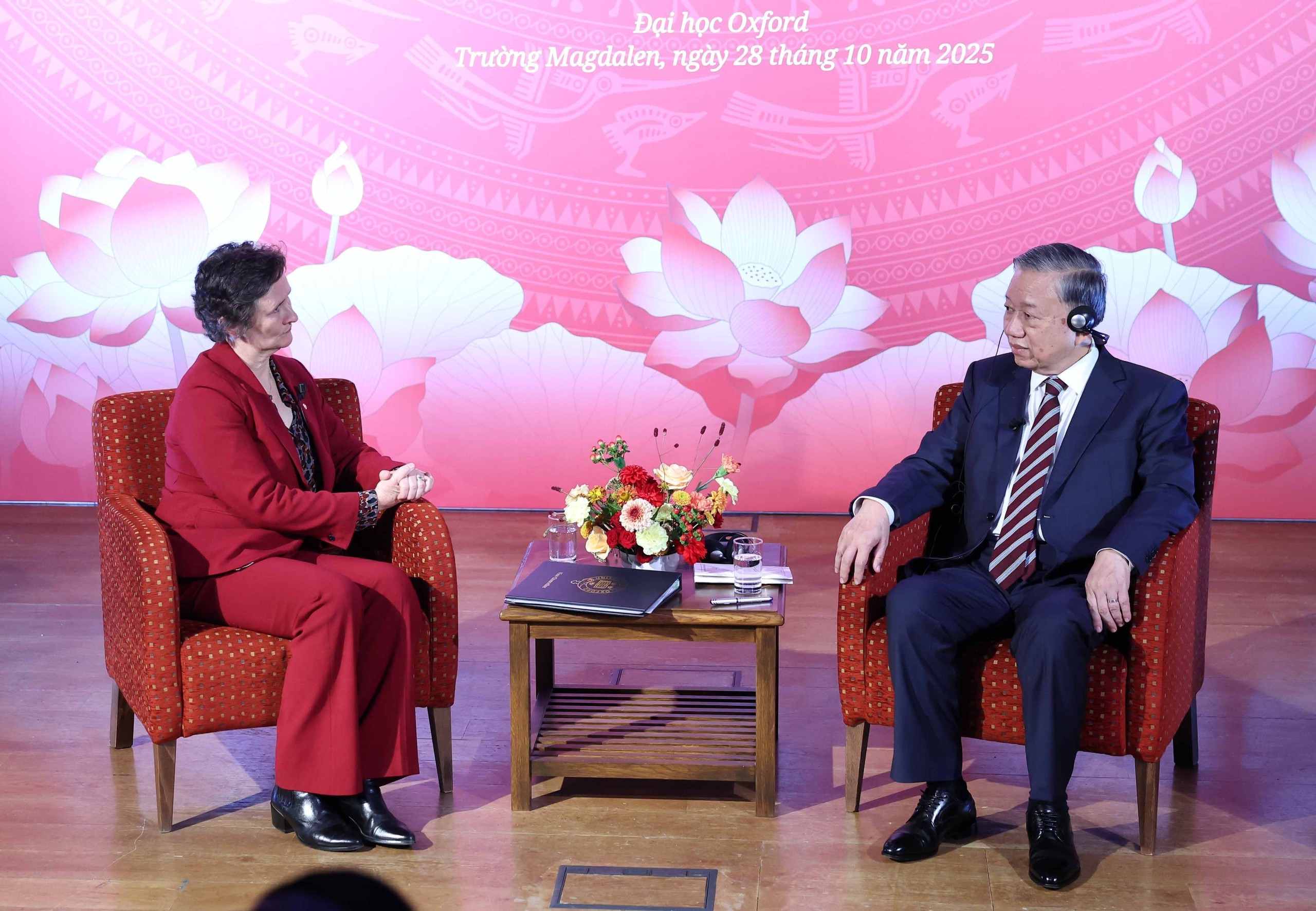 Tổng Bí thư Tô Lâm phát biểu chính sách tại Đại học Oxford- Ảnh 2. Tổng Bí thư Tô Lâm phát biểu chính sách tại Đại học Oxford- Ảnh 2.