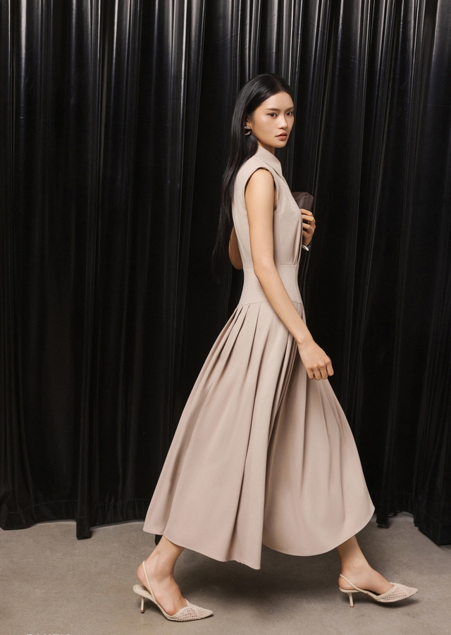 Thời trang đơn sắc, vẻ đẹp tối giản nhưng sang trọng, linh hoạt nhất tủ đồ 4 Thời trang đơn sắc, sức hút tối giản và sang trọng - Ảnh 7.