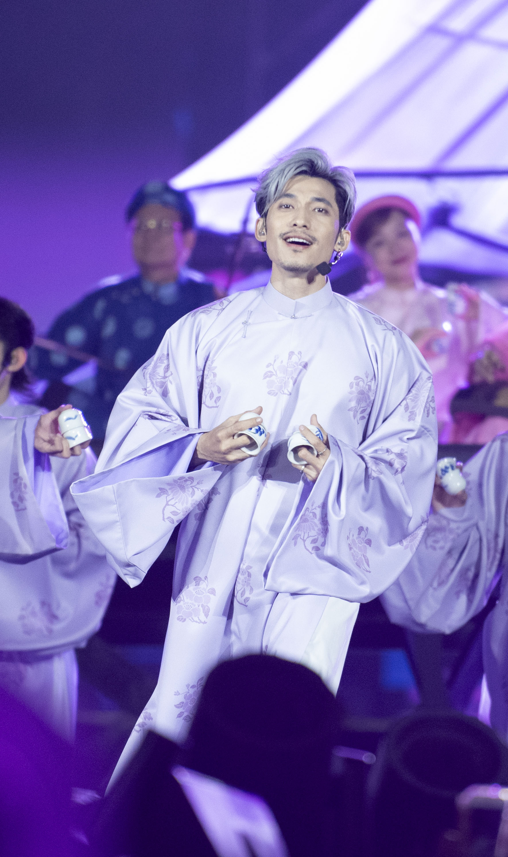 - Ảnh 12. - Ảnh 12.