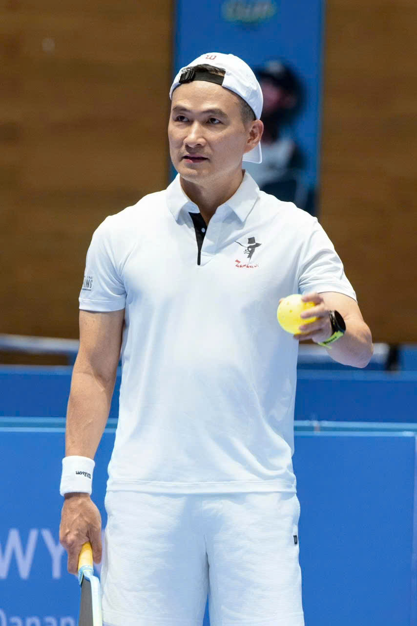Tay vợt Tony Hoàng, diễn viên Chi Bảo góp mặt ở giải pickleball đặc biệt- Ảnh 5. Tay vợt Tony Hoàng, diễn viên Chi Bảo góp mặt ở giải pickleball đặc biệt- Ảnh 5.