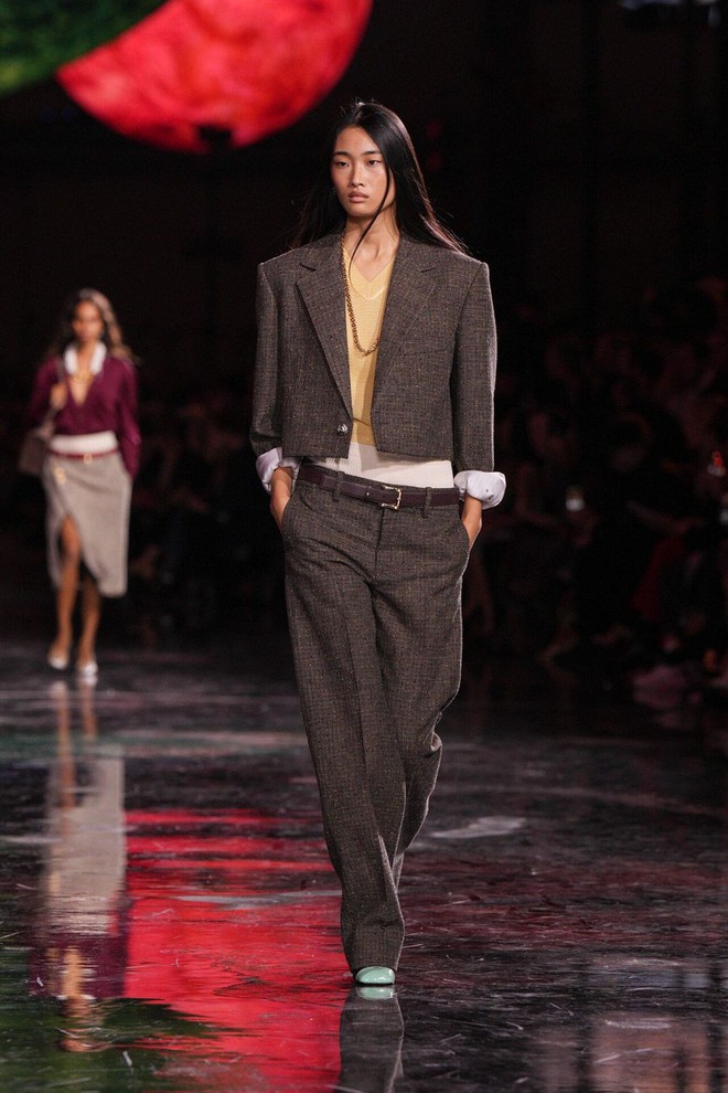 Sở hữu vẻ thần thái đắt giá nhất với phong cách hiện đại sang trọng - Ảnh 3.