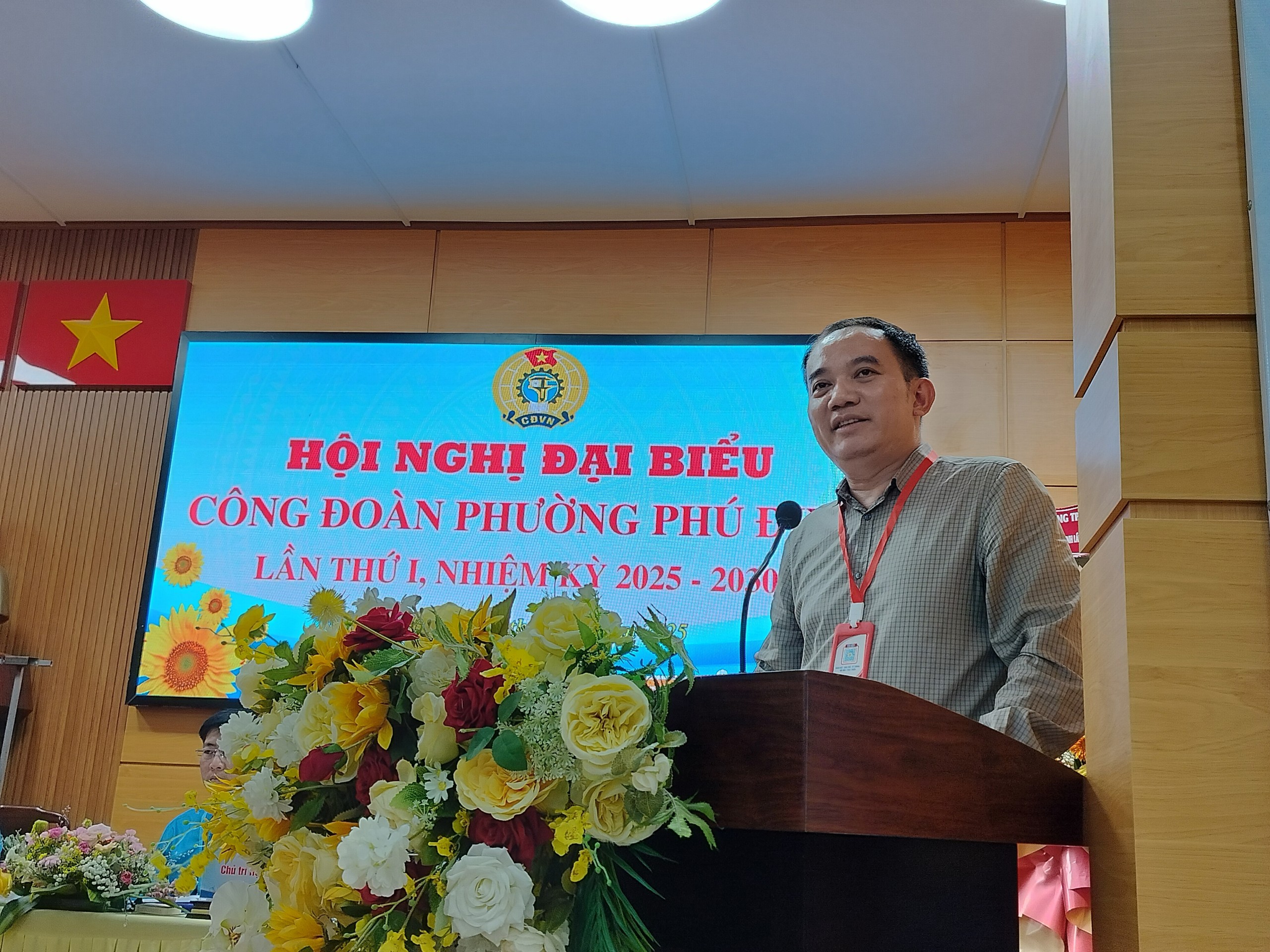 Ông Trần Văn Thắng làm chủ tịch Công đoàn phường Phú Định - Ảnh 3.