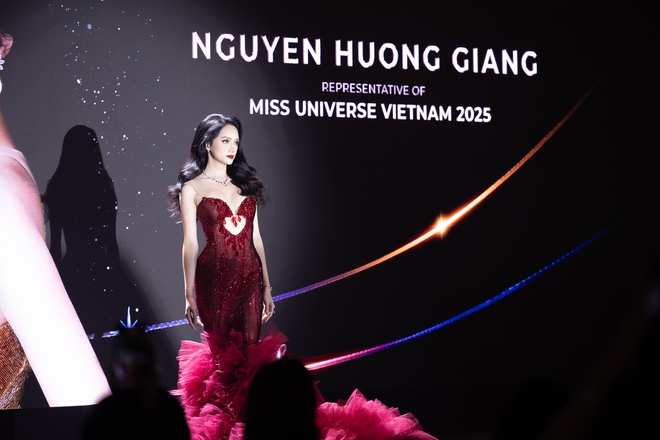 Hương Giang bật khóc nhận sash tại họp báo Miss Universe Vietnam, Hồ Ngọc Hà - Chi Pu và nửa showbiz ủng hộ hết mình- Ảnh 2.