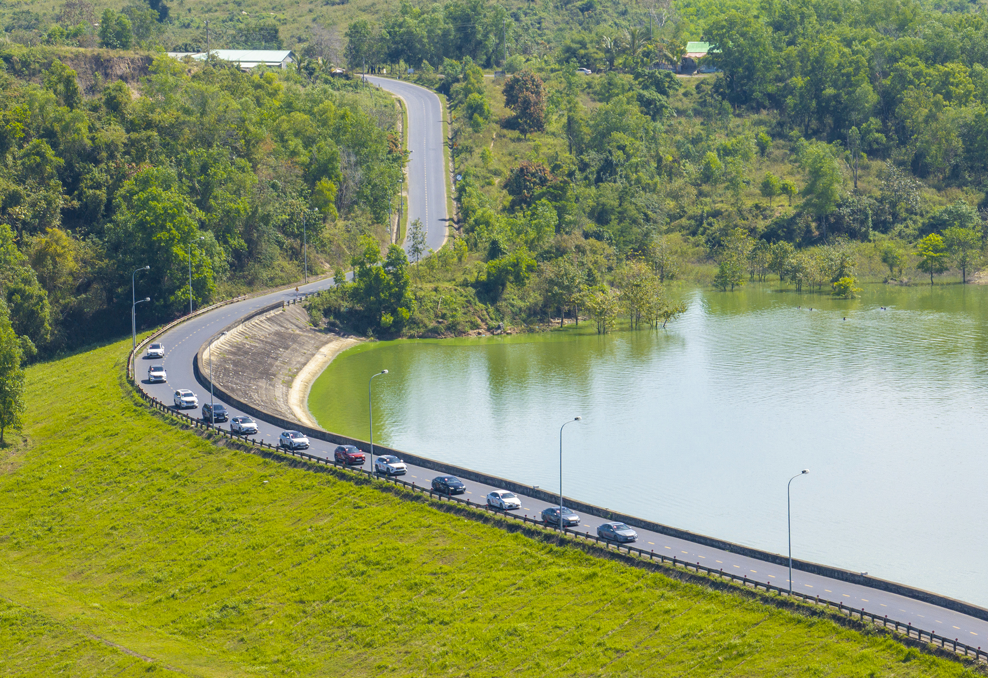 Cột mốc 30 năm Toyota Việt Nam khẳng định thương hiệu xe ô tô hàng đầu - Ảnh 12.