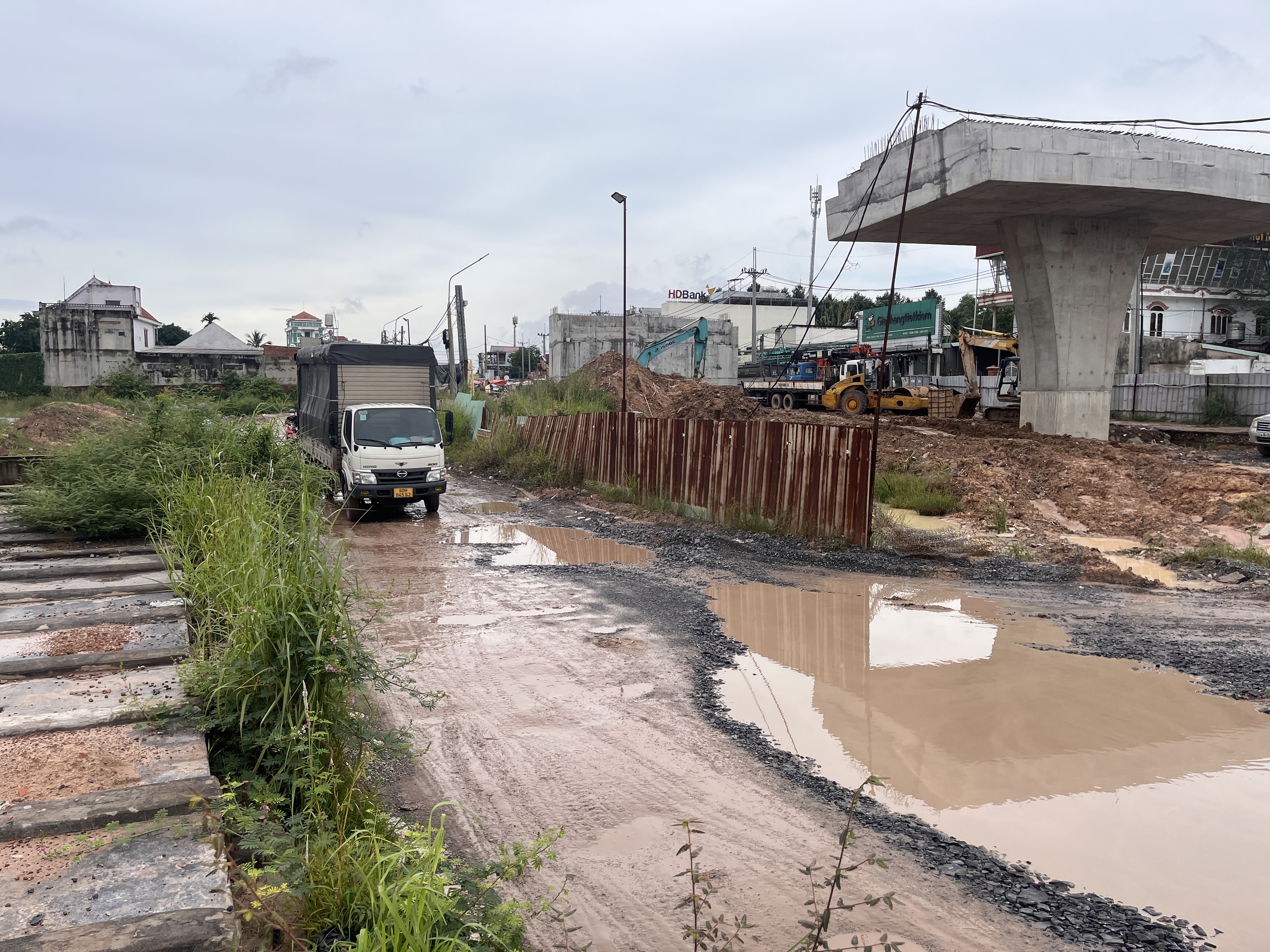 Tiến độ chậm trễ cao tốc biên hòa - Vũng Tàu: Tỉnh Đồng Nai ra tối hậu thư - Ảnh 7. Tiến độ chậm trễ cao tốc biên hòa - Vũng Tàu: Tỉnh Đồng Nai ra tối hậu thư - Ảnh 7.