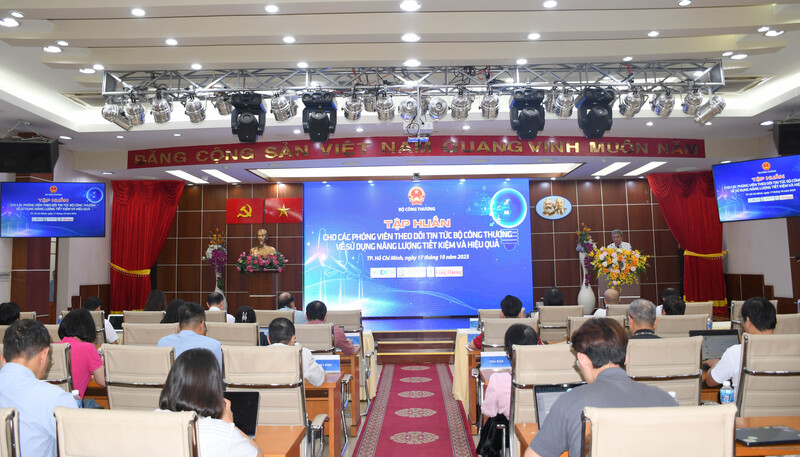 Bộ Công Thương tập huấn truyền thông về tiết kiệm năng lượng - Ảnh 2.