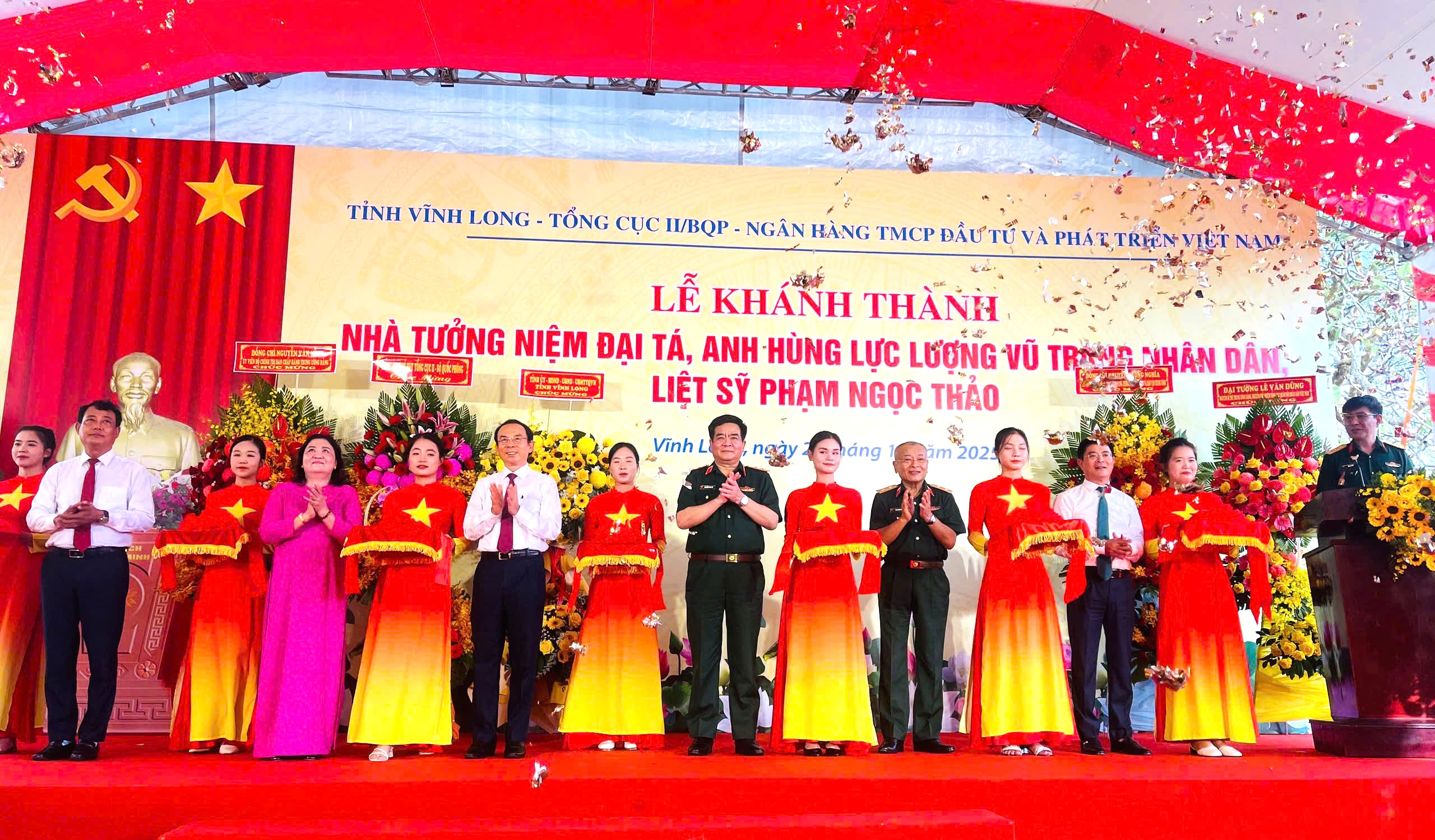 Thêm một nhà tưởng niệm anh hùng tình báo vừa được khánh thành- Ảnh 3.