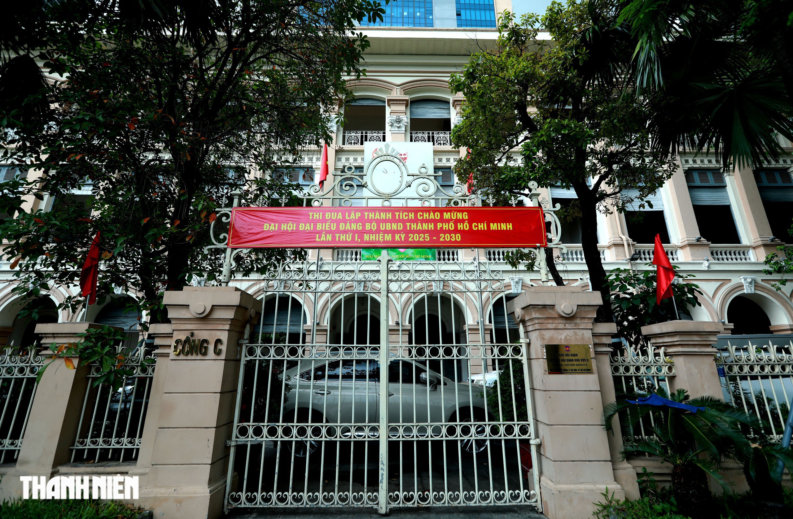 Tòa nhà hơn 100 năm ở TP.HCM mang dấu ấn kiến trúc Pháp Độc đáo - Ảnh 9. Tòa nhà hơn 100 năm ở TP.HCM mang dấu ấn kiến trúc Pháp Độc đáo - Ảnh 9.