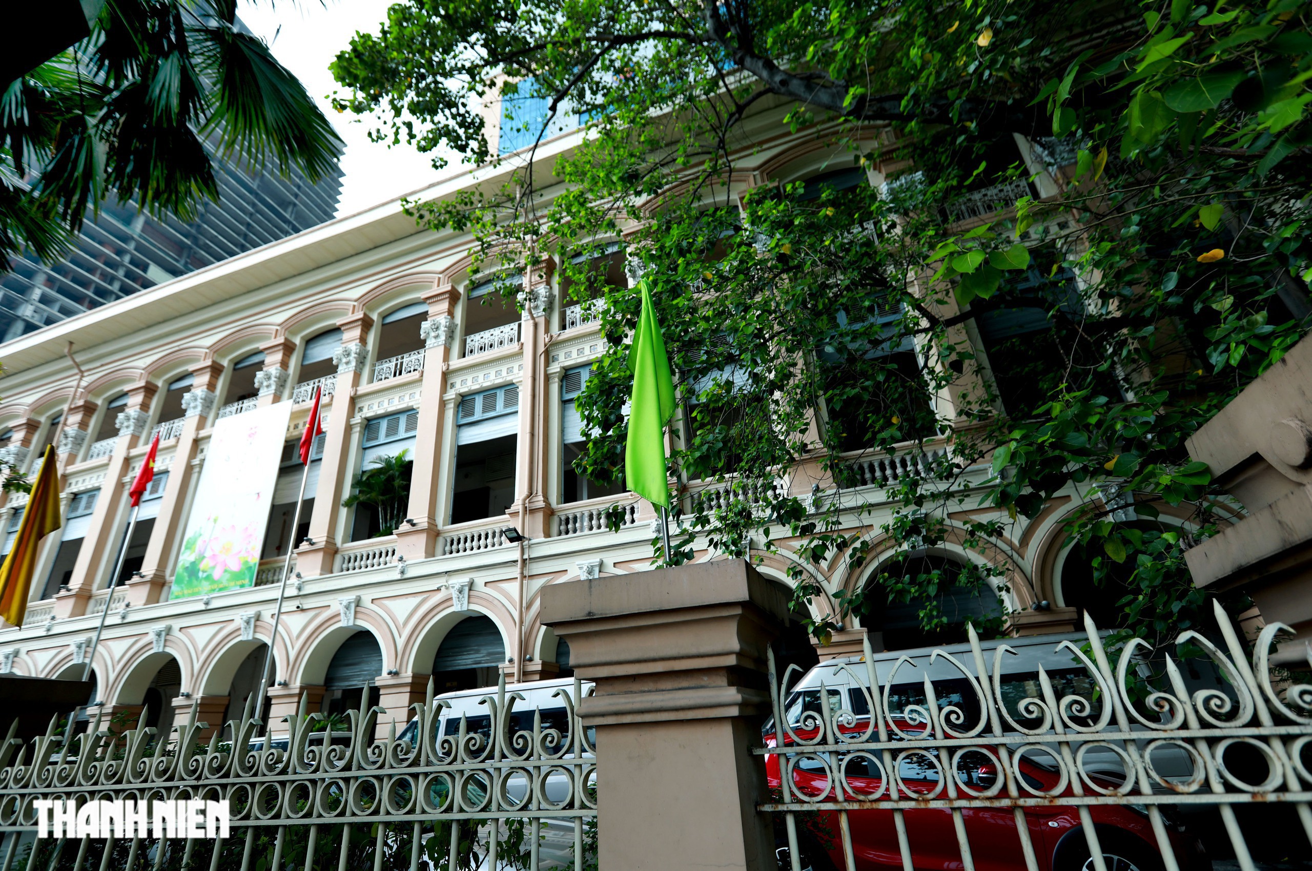 Tòa nhà hơn 100 năm ở TP.HCM mang dấu ấn kiến trúc Pháp Độc đáo - Ảnh 15. Tòa nhà hơn 100 năm ở TP.HCM mang dấu ấn kiến trúc Pháp Độc đáo - Ảnh 15.