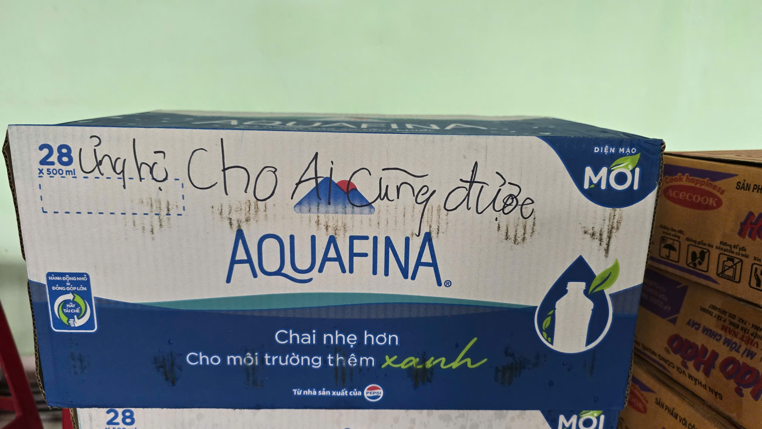 Đà Nẵng mưa lũ gây cô lập 10 xã người dân cùng nhau chi viện thực phẩm - Ảnh 7.