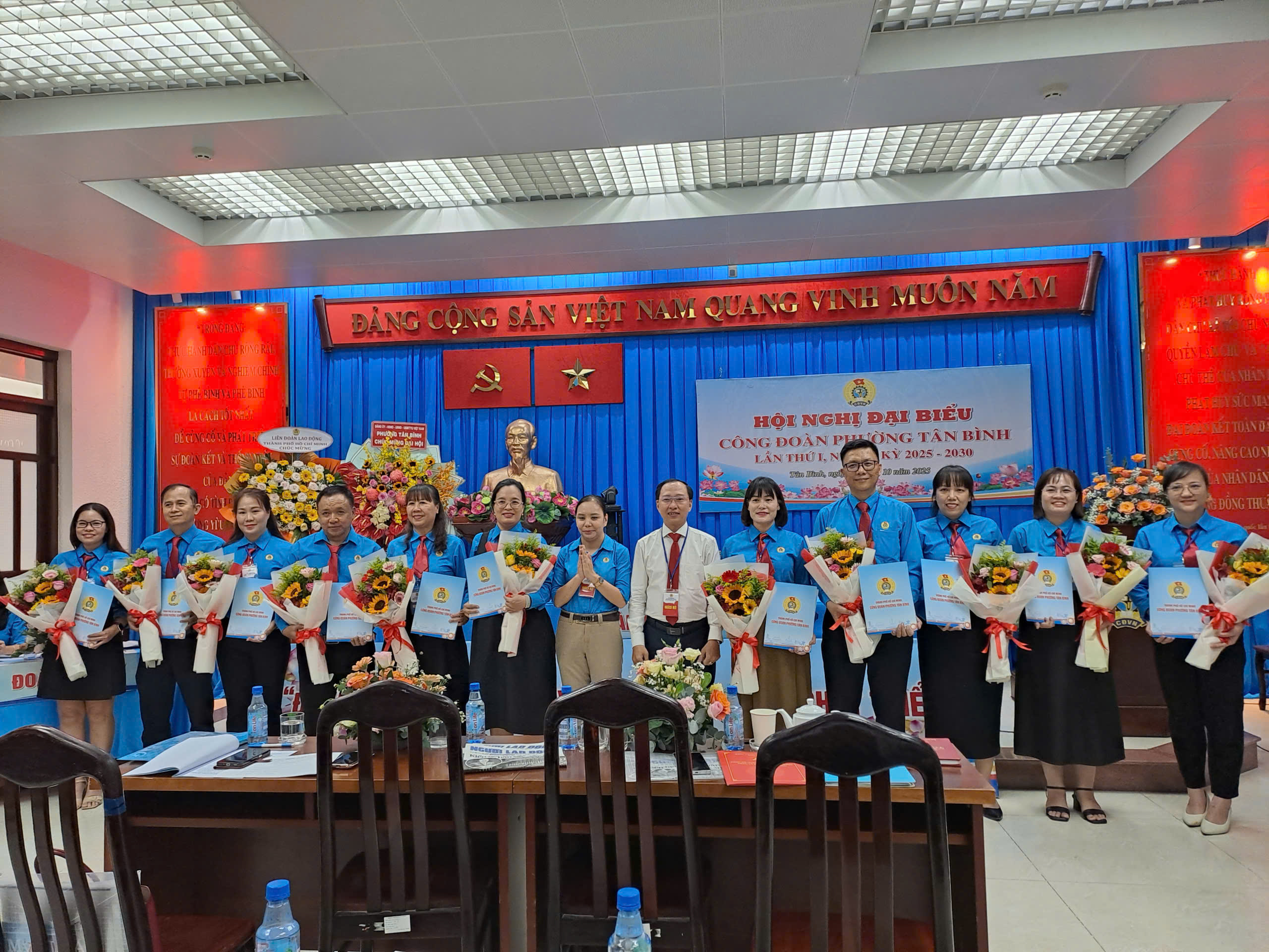 Bà Dương Thị Loan giữ chức Chủ tịch Công đoàn phường Tân Bình 4 img