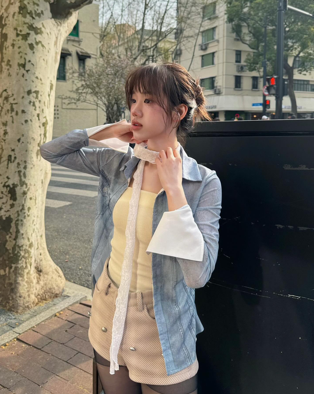 Sắc vàng pastel thanh lịch, tạo nên vẻ ngoài ngọt ngào- Ảnh 4.