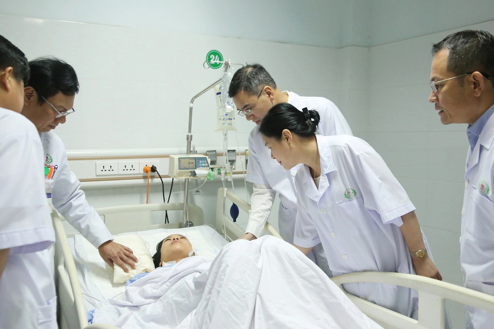 5 phút bị truy sát và khoảnh khắc sinh tử của các nữ điều dưỡng - 4