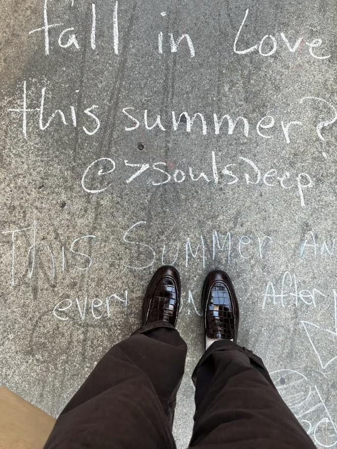 Giày loafer chinh phục mọi xu hướng thời trang mùa thu này- Ảnh 8. Giày loafer chinh phục mọi xu hướng thời trang mùa thu này- Ảnh 8.