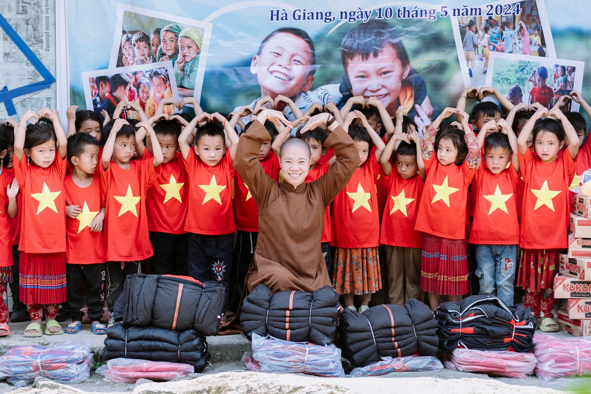 Mái ấm chốn thiền môn của sư Ngoan 3 Mái ấm chốn thiền môn của sư Ngoan - Ảnh 3.