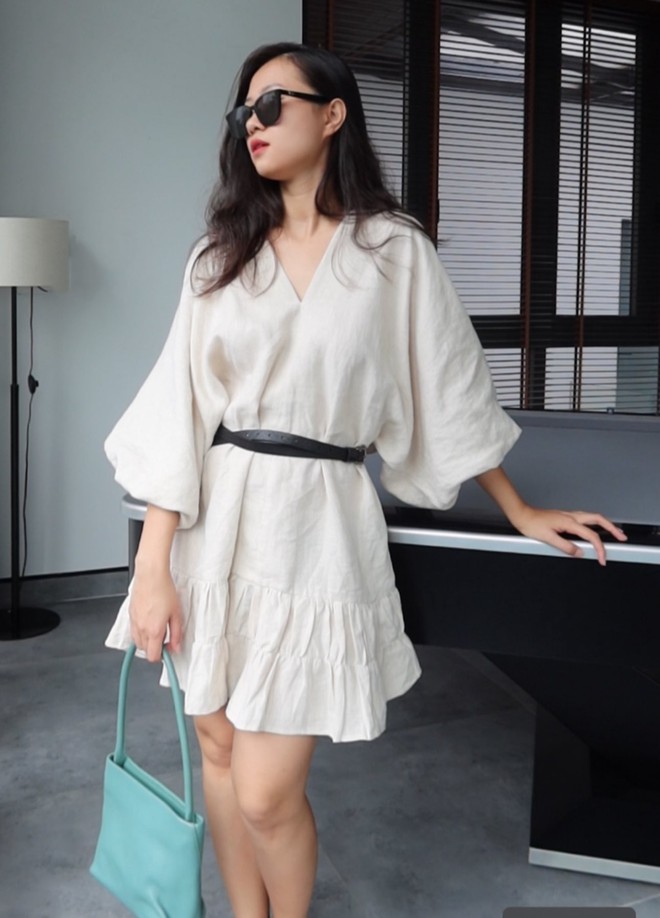 Váy suông, món đồ tối giản hoàn hảo cho mọi dịp- Ảnh 8. Váy suông, món đồ tối giản hoàn hảo cho mọi dịp- Ảnh 8.