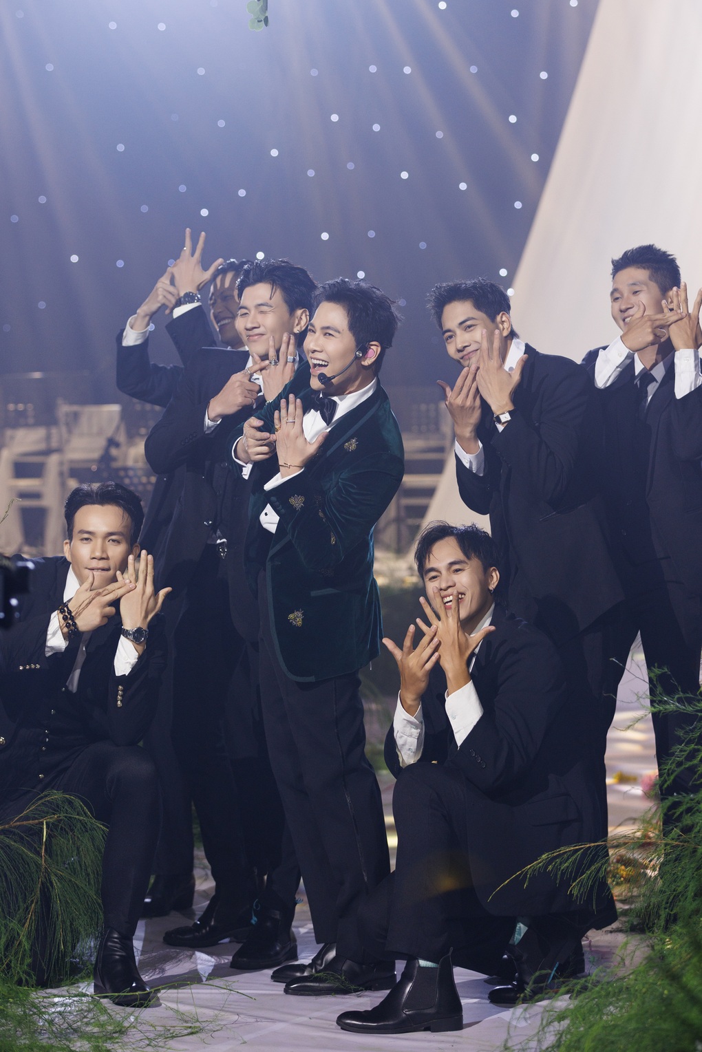 Á hậu Quỳnh Châu lấy chồng thiếu gia: Từng có những ngày không một đồng” - 3