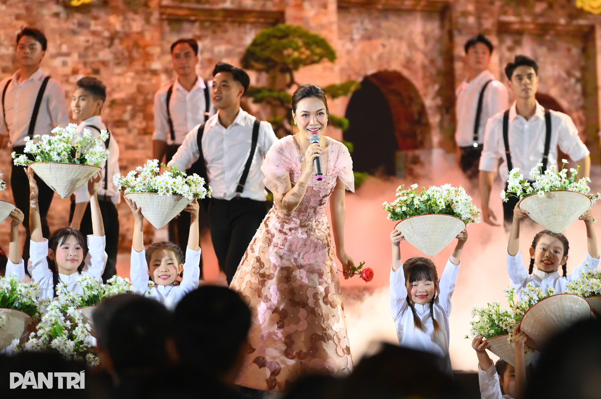 Thủ tướng gợi ý tổ chức hội chợ 4 mùa Xuân - Hạ - Thu - Đông - 8 Thủ tướng gợi ý tổ chức hội chợ 4 mùa Xuân - Hạ - Thu - Đông - 8