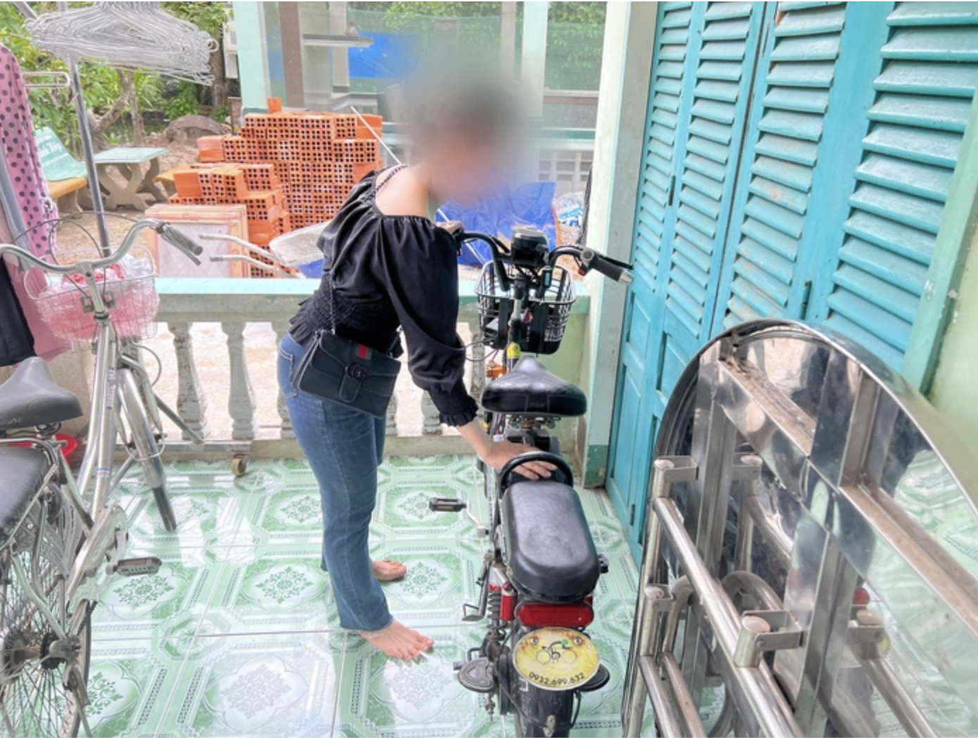 Diễn biến phức tạp vụ tai nạn giao thông ở Vĩnh Long làm nữ sinh tử vong - Ảnh 5. Diễn biến phức tạp vụ tai nạn giao thông ở Vĩnh Long làm nữ sinh tử vong - Ảnh 5.