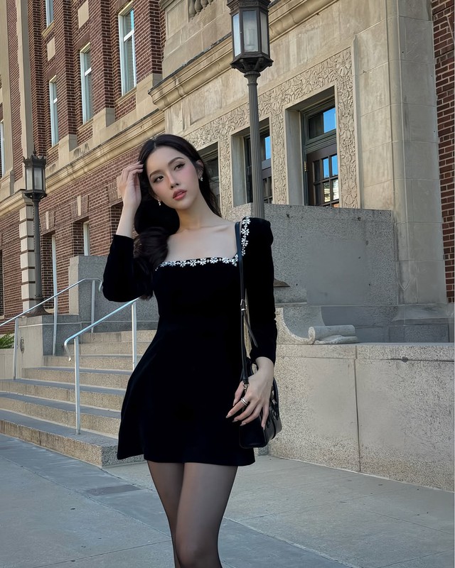 Đầm mini khai mở nét gợi cảm cho quý cô hiện đại- Ảnh 8.