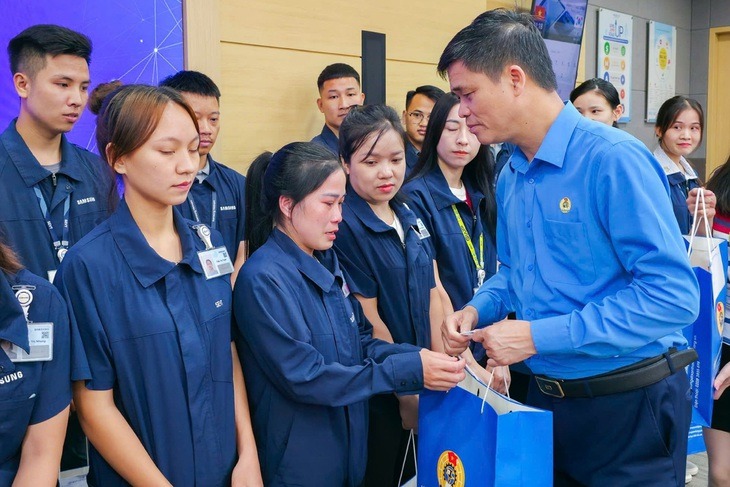 Những đối tượng nào được Công đoàn chăm lo dịp Tết Nguyên đán Bính Ngọ 2026? - Ảnh 2.