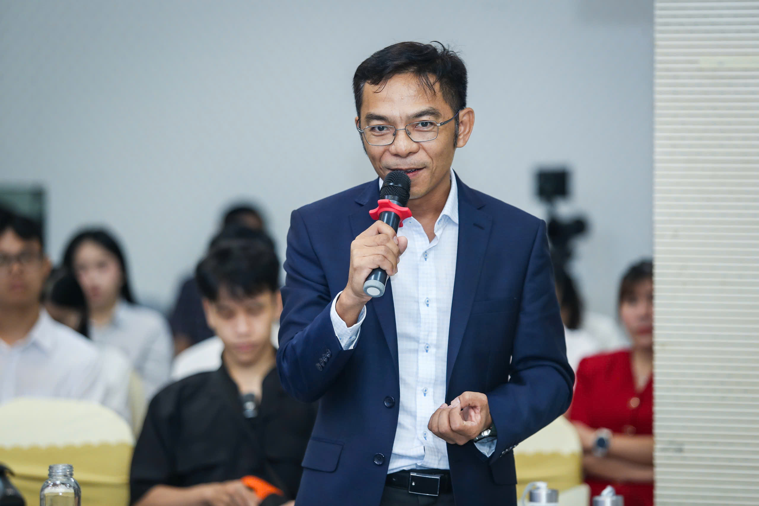 Vốn quý của Quảng Ngãi là con người có ý chí, kiên cường và bền bỉ- Ảnh 2. Vốn quý của Quảng Ngãi là con người có ý chí, kiên cường và bền bỉ- Ảnh 2.