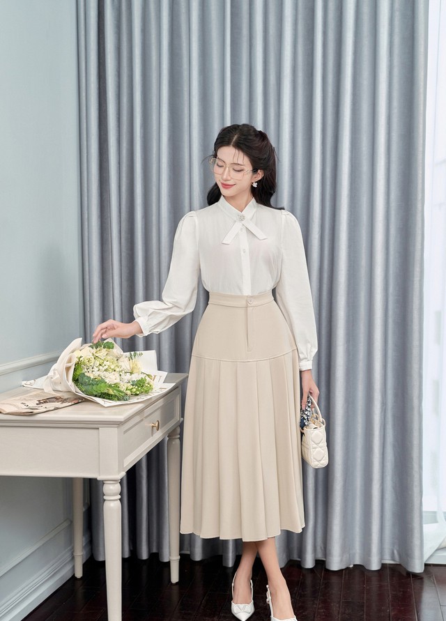 Sức hút từ những chiếc áo sơ mi tay bồng giúp nàng thêm kiêu kỳ- Ảnh 5.