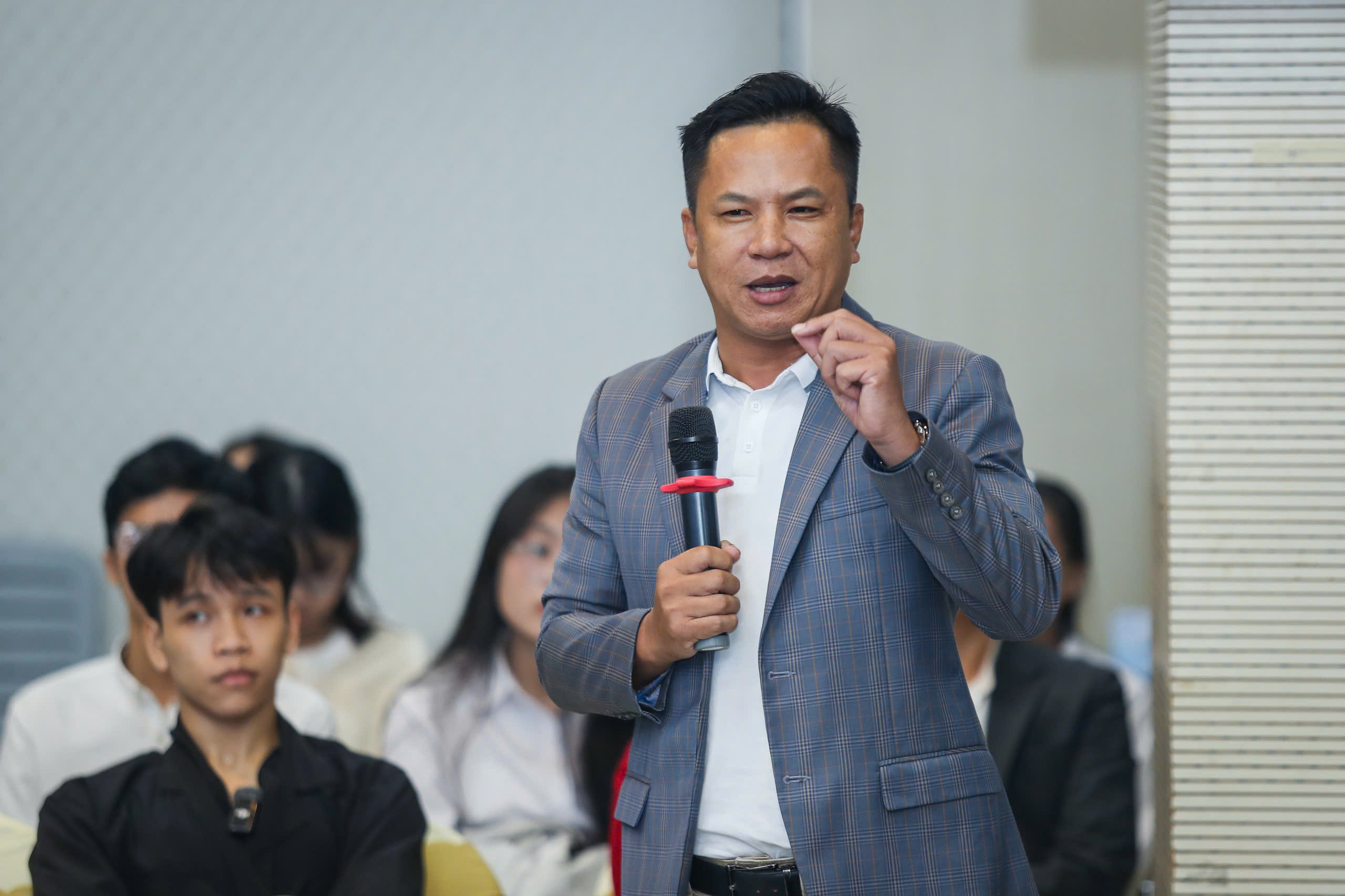 Vì sao Quảng Ngãi chưa có khách sạn 4 sao?- Ảnh 2. Vì sao Quảng Ngãi chưa có khách sạn 4 sao?- Ảnh 2.