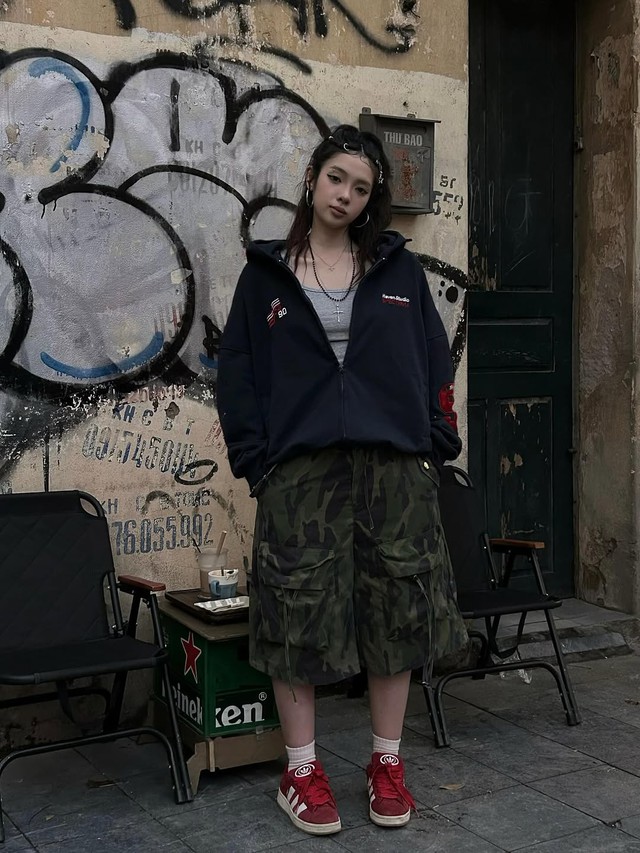 Thoải mái, thời thượng với áo hoodie - Ảnh 7.