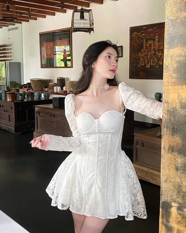 Dấu ấn vintage tinh khôi của những chiếc đầm ren trắng- Ảnh 6. Dấu ấn vintage tinh khôi của những chiếc đầm ren trắng- Ảnh 6.