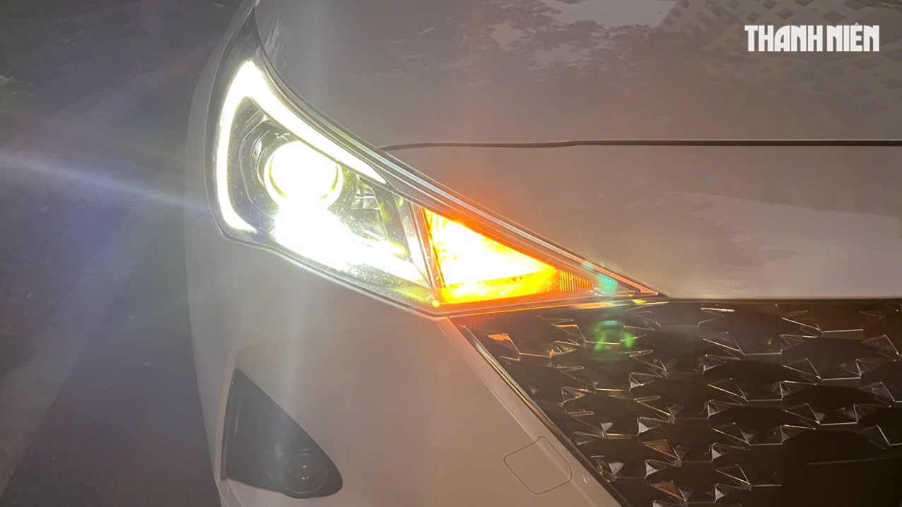 Nguyên nhân đèn pha ô tô bị ngưng tụ hơi sương và cách khắc phục hiệu quả - Ảnh 3. Nguyên nhân đèn pha ô tô bị ngưng tụ hơi sương và cách khắc phục hiệu quả - Ảnh 3.