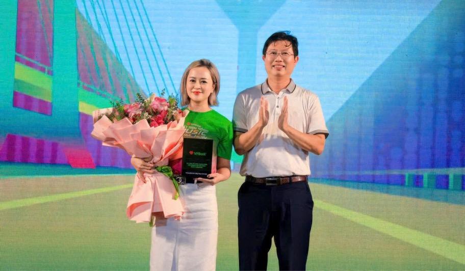 ISAAC, MONO bùng nổ tại đêm nhạc Prime Night - VPBank Đất Sen Hồng Music Marathon 2025- Ảnh 9. ISAAC, MONO bùng nổ tại đêm nhạc Prime Night - VPBank Đất Sen Hồng Music Marathon 2025- Ảnh 9.