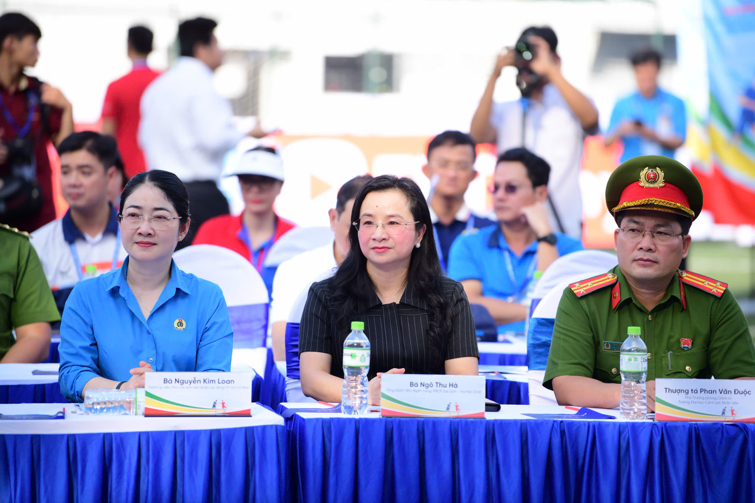 bóng đá công nhân - Ảnh 8.