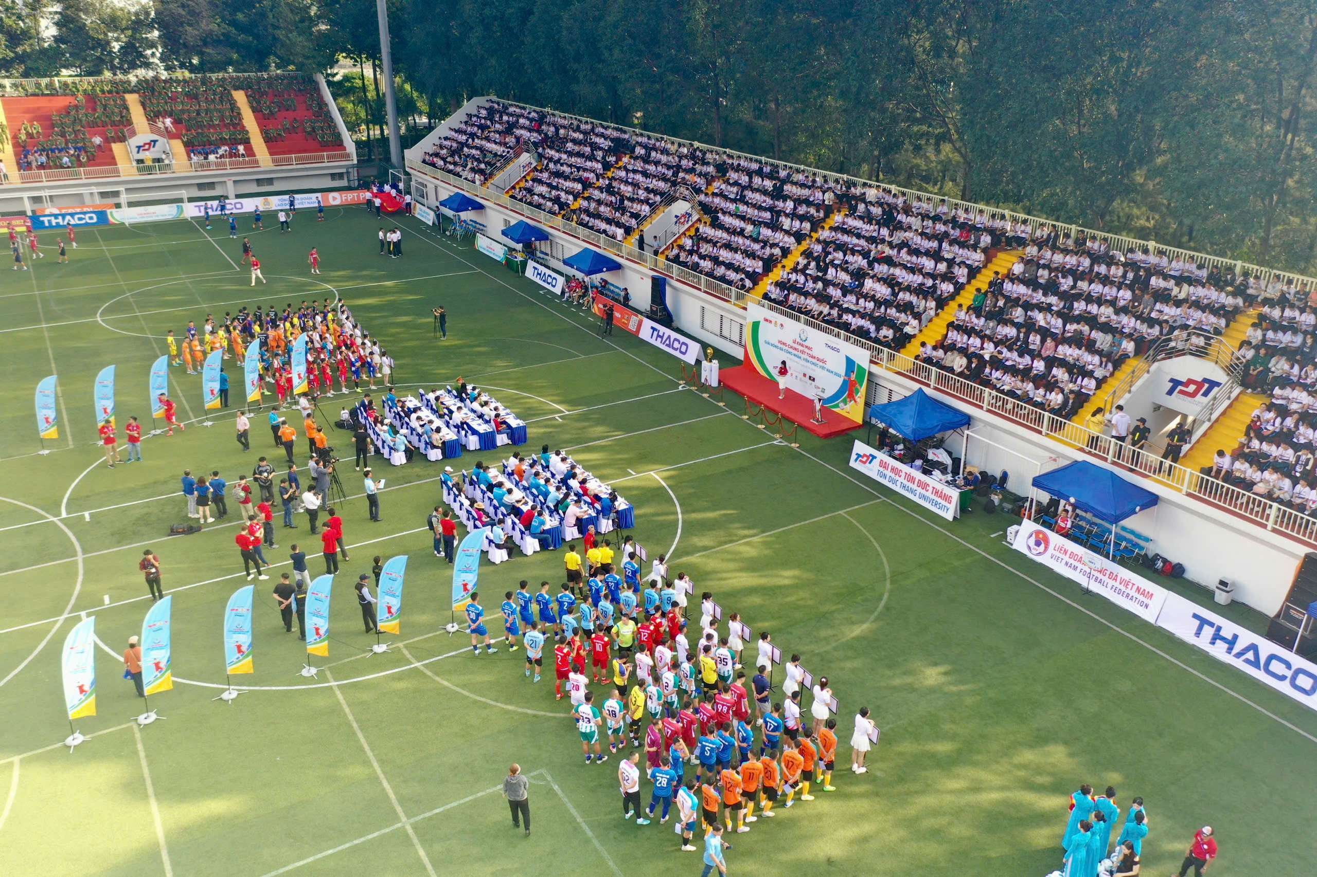 bóng đá công nhân - Ảnh 12.