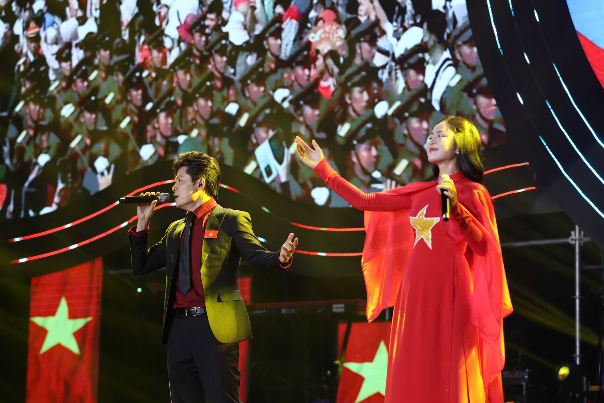 - Ảnh 2. - Ảnh 2.