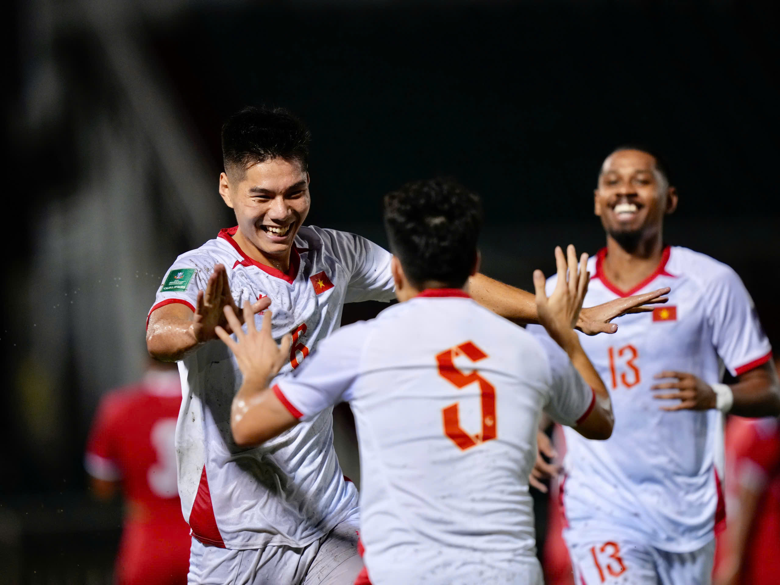 Một loạt sao U.23 Việt Nam tạm gác ‘sứ mệnh’ đội tuyển: Sang Trung Quốc làm nhiệm vụ đặc biệt- Ảnh 1.