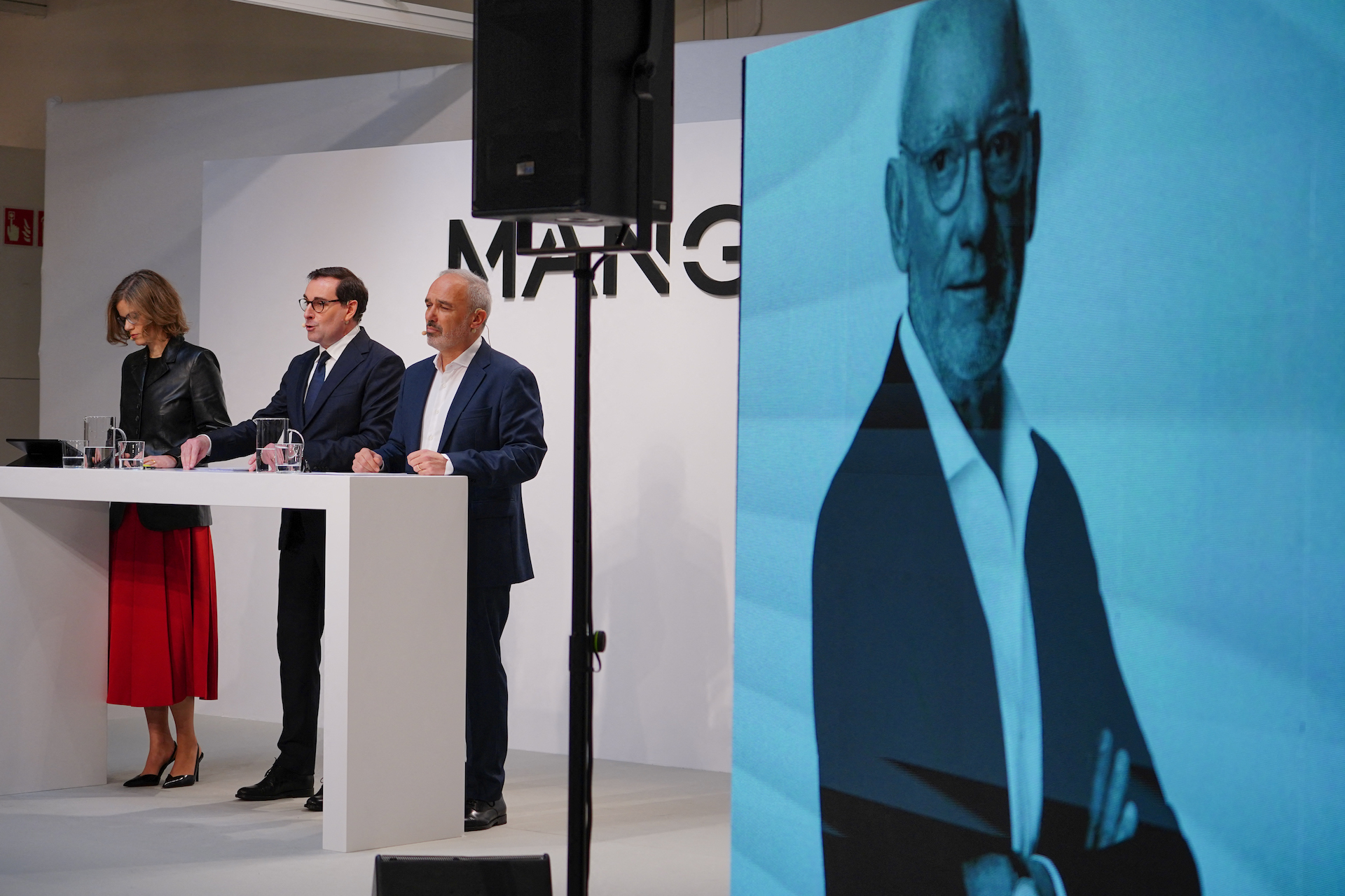 Ông chủ đế chế Mango tử nạn, con trai từ nhân chứng thành nghi phạm - Ảnh 4.