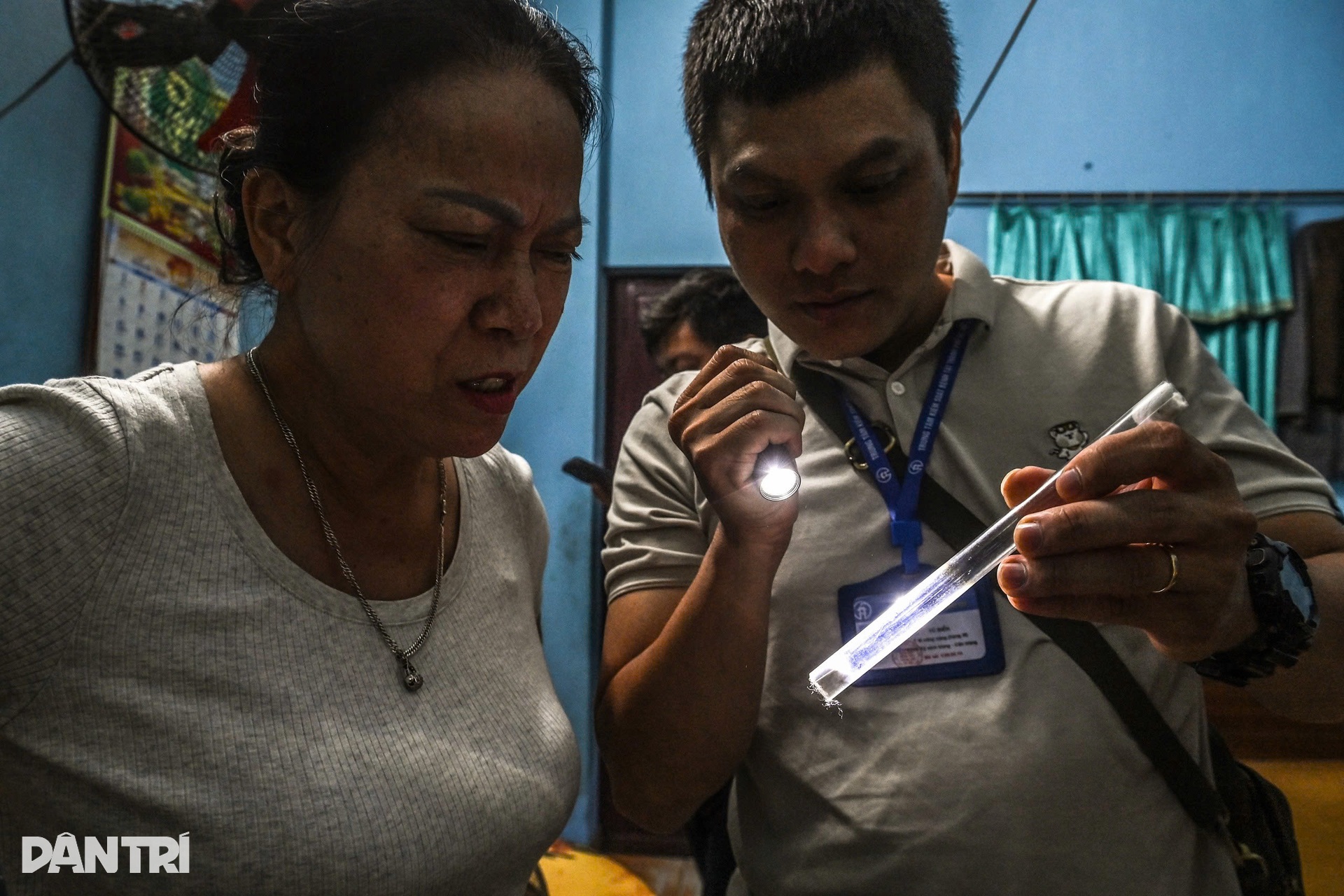 Hà Nội: Theo chân đội đặc nhiệm săn muỗi độc giữa cao điểm sốt xuất huyết - 10